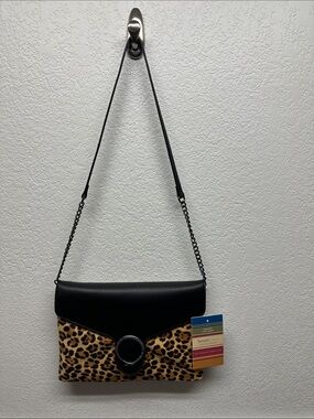 K119 SevenDays Cheetah Print Shoulder Bag, Crossbody, Clutch Flap Closure NWT